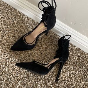 Pointy toe heels pumps